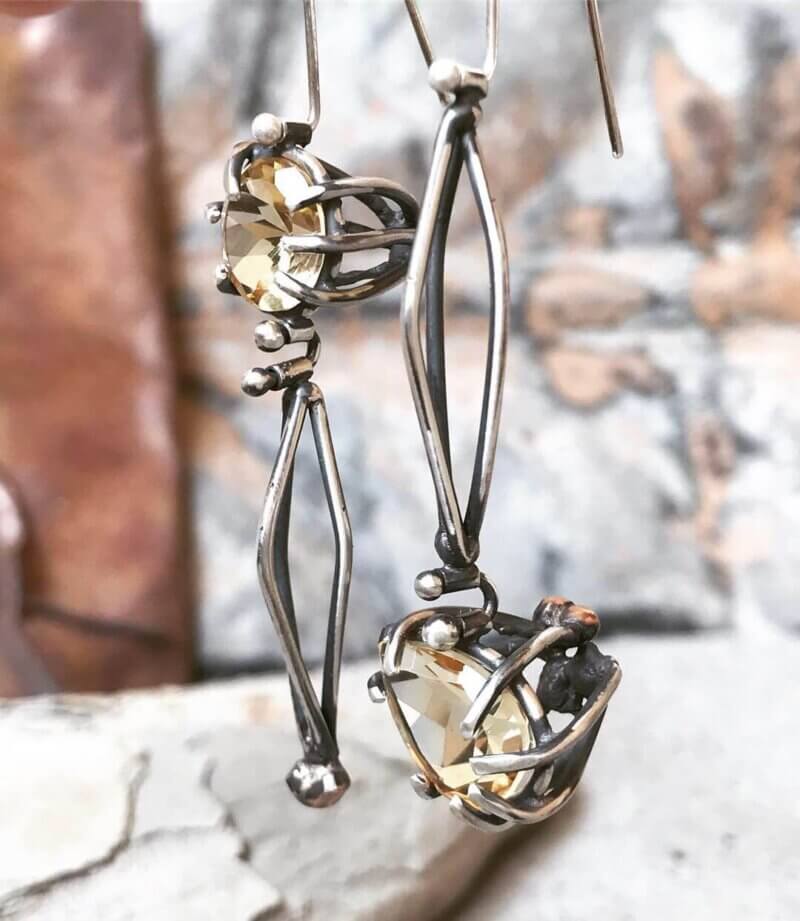 Studio Luna Verde | wabi / sabi - kinetic prong set earrings | Wednesday, February 2, 2022 | 9:00 AM - 4:30 PM - Image 4
