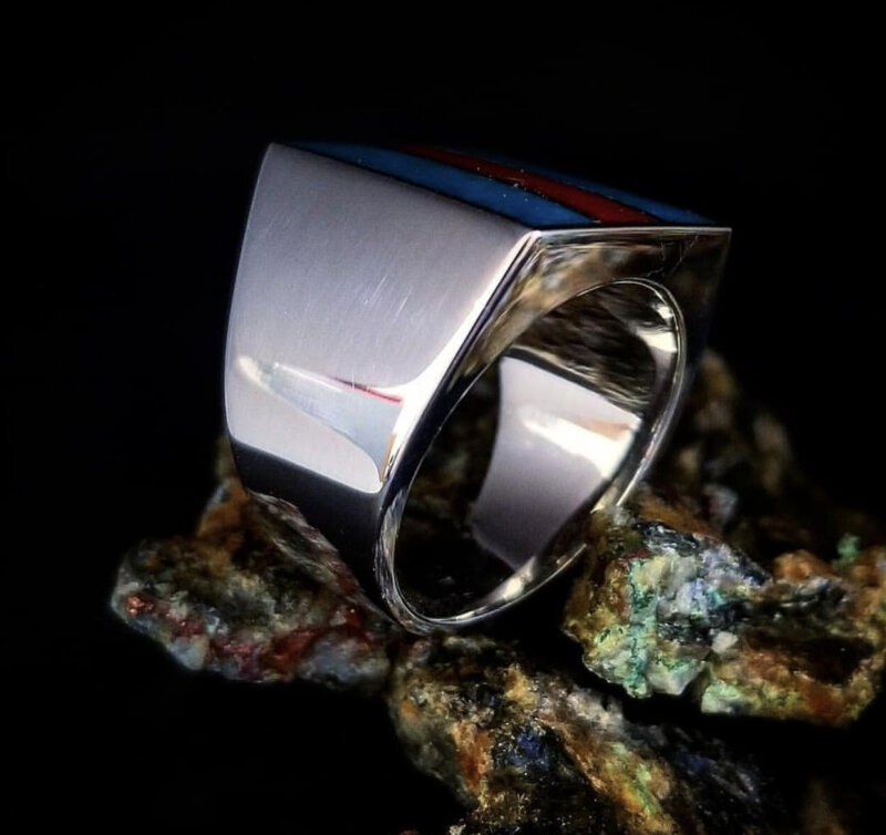 Zac Tedrow | Chips Ahoy: a hollow form ring with stone inlay | Thursday, February 3, 2022 | 8:00 am until 4:30 pm and Friday, February 4, 2022 | 6:00 pm until 8:00 pm - Image 13