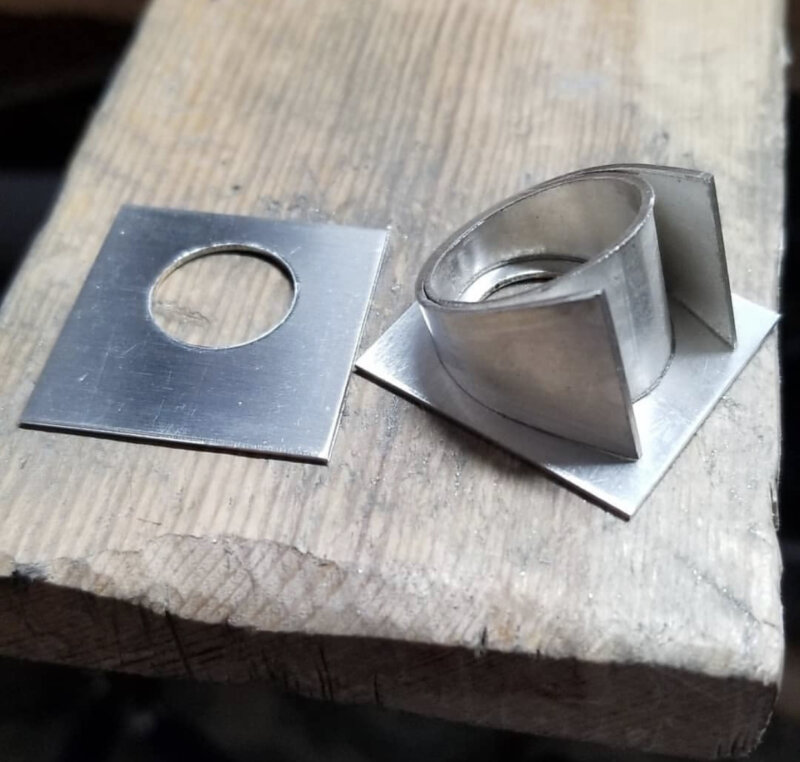 Zac Tedrow | Chips Ahoy: a hollow form ring with stone inlay | Thursday, February 3, 2022 | 8:00 am until 4:30 pm and Friday, February 4, 2022 | 6:00 pm until 8:00 pm - Image 2