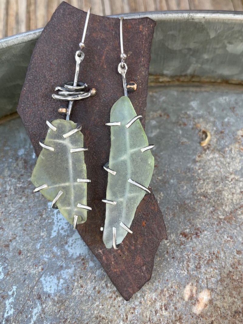 Studio Luna Verde | wabi / sabi - kinetic prong set earrings | Wednesday, February 2, 2022 | 9:00 AM - 4:30 PM - Image 2