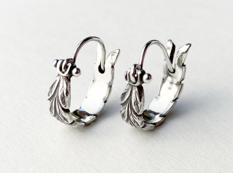 Lynette Andreasen | Impressive Earrings: Pressing the Potter Way   | Monday, January 31, 2022 | 1:30 pm - 4:30 pm