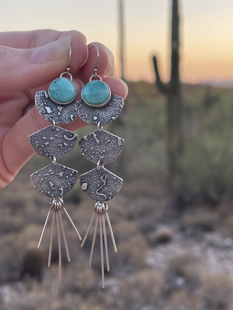 Shannon Bundschuh | Tiers for Ears: three-tiered earrings | Thursday, January 26, 2023 | 9:00 am until 4:30 pm - Image 9